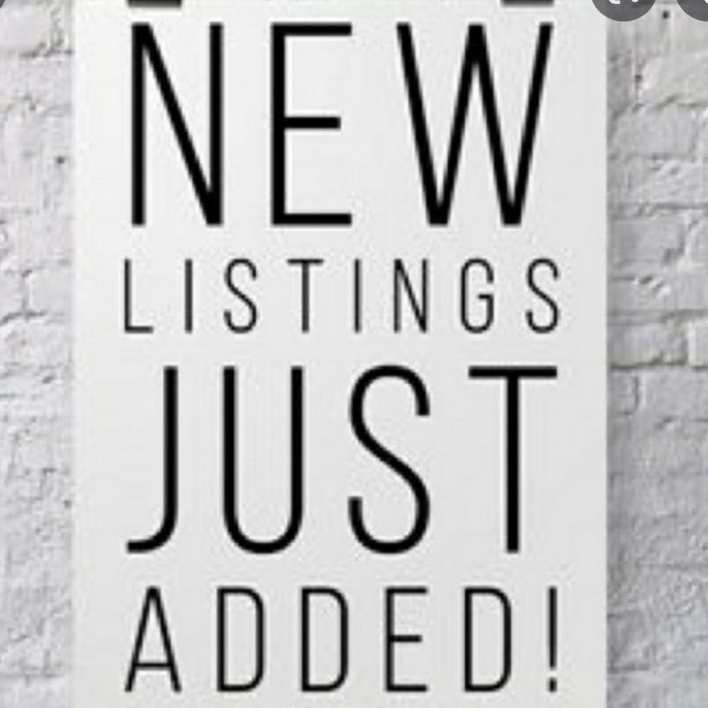 End of Summer Clear Out - All offers will be accepted . ⭐️